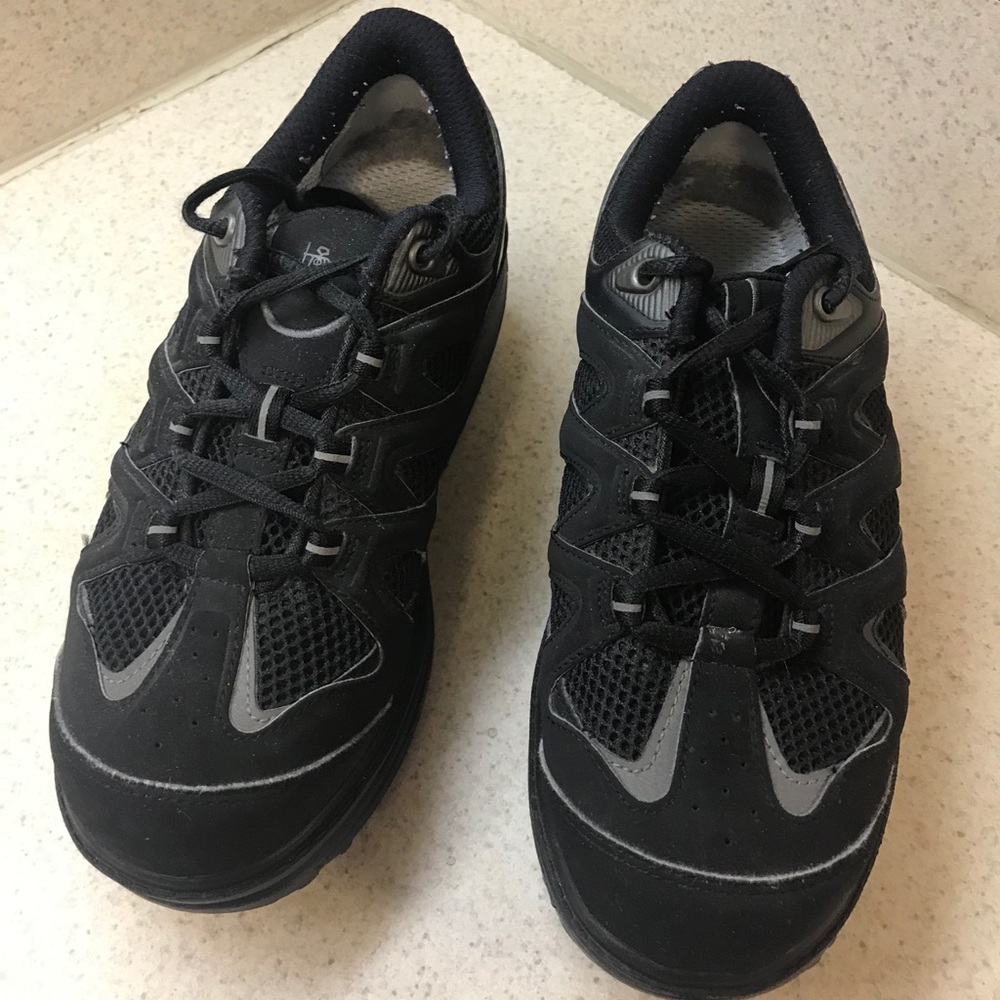 Women’s MBT shoes-black size 6.5
